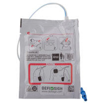 Stjdefidpa Defisign Life Adult Defibrillator Pads Front A front shot of the DefiSign Life Adult defibrillator pads showing pictorial images of how to use and place the electrode pads