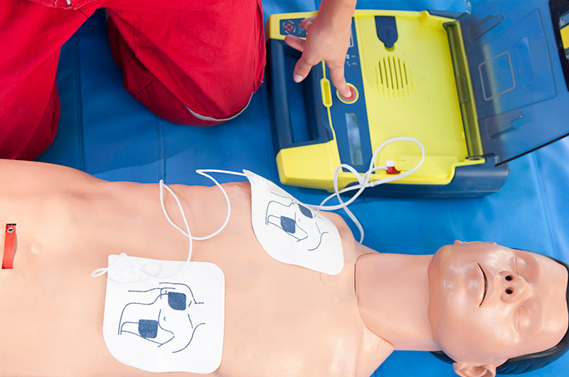 using-a-defibrillator